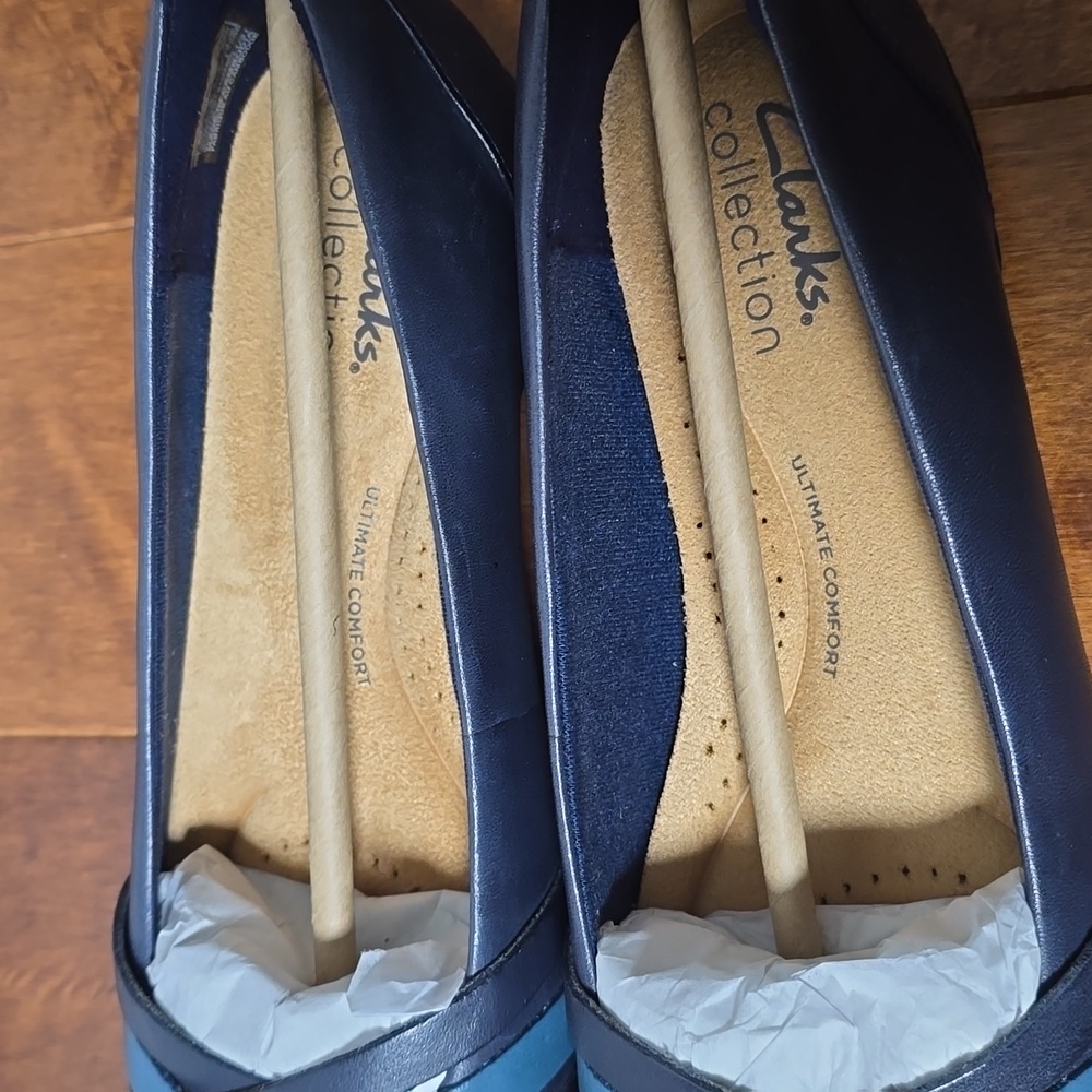 Clarks Sara Clover Navy Combination Leather Ballet Flats 6 NWT - Picture 8 of 11